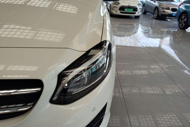 Used Mercedes-Benz B-Class 2015 B 200 Luxury Model