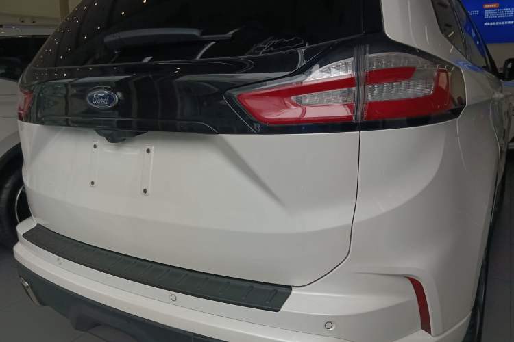 Used Ford Edge 2020 EcoBoost 245 4x4 ST-Line 7-Seater
