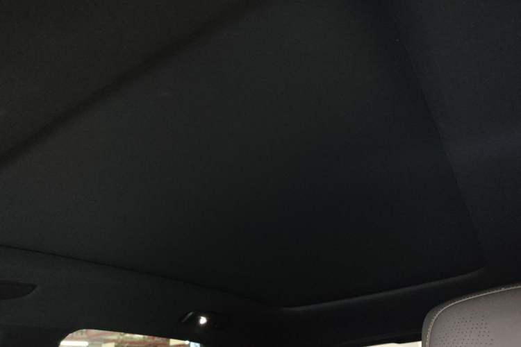 Used Lynk & Co 08 EM-P 2023 220km All-Wheel-Drive Performance Halo
