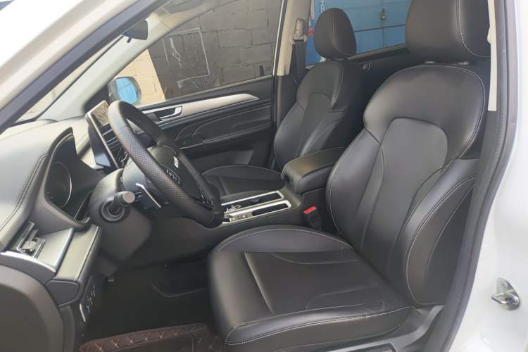 Used Haval M6 2021 PLUS 1.5T DCT Luxury Smart Connectivity Model
