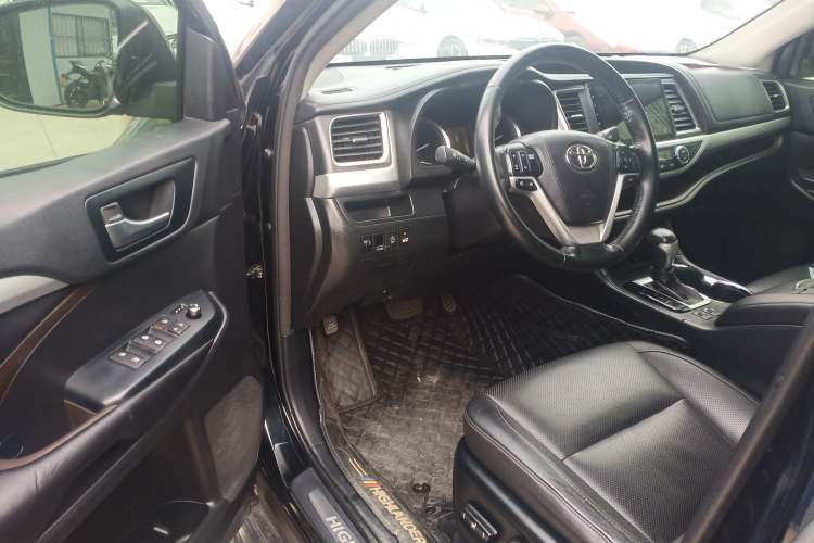 Used Toyota Highlander 2015 2.0T Four-Wheel Drive Luxury Edition 7-Seater