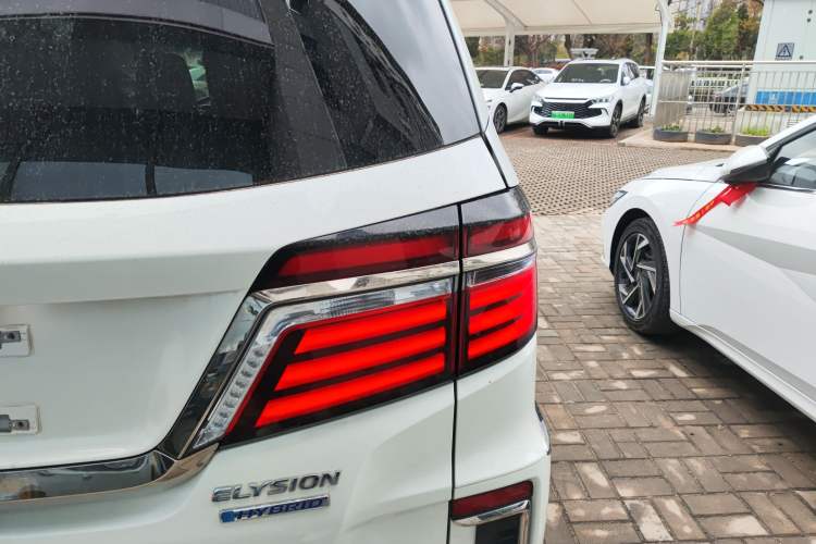 Used Honda Elysion 2019 2.0L Hybrid Luxury Edition