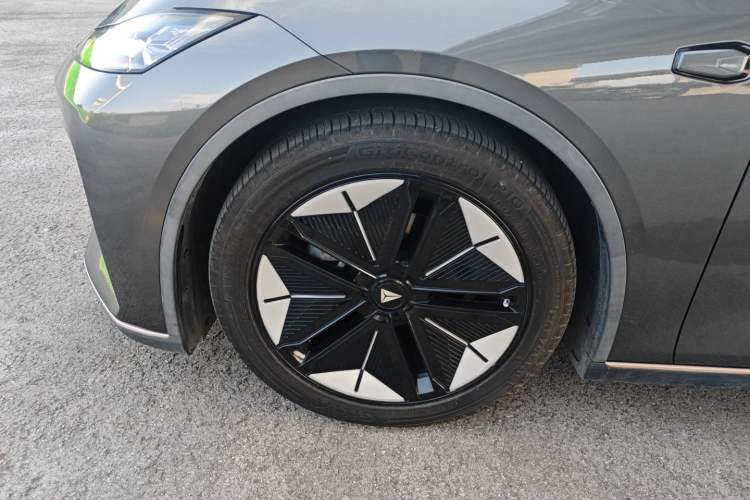 Used  SL03 2022 1.5L 1200 Extended-Range Version
