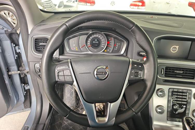 Used Volvo S60 2018 S60L T3 Smart Progress Edition