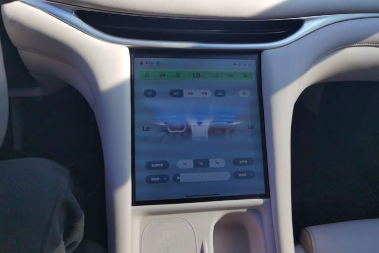 Used  L6 2024 Max Standard Edition
