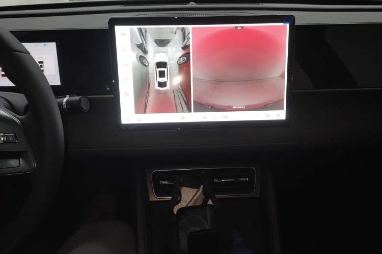 Used BYD Qin L 2025 DM-i Smart Drive 80KM Leading Model