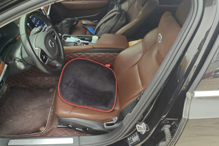 Used Volvo S90 2020 Facelifted T5 Zhiyi Luxury Edition
