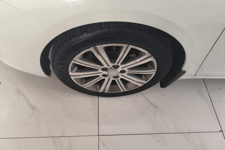 Used Peugeot 408 2015 1.2T Automatic Luxury Edition
