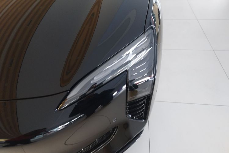 Used Hongqi EH7 2025 600 Smart Selection Edition
