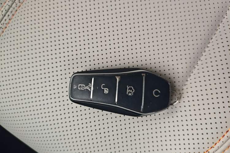 Used BYD Qin PLUS 2024 HONOR Edition DM-i 55KM Leading Model
