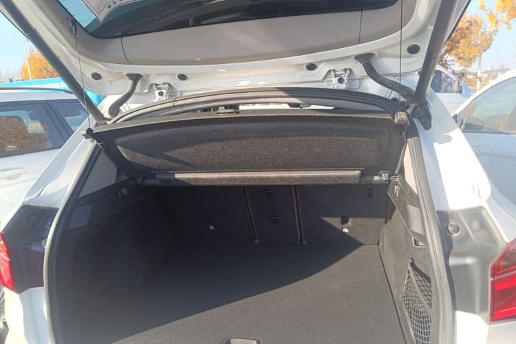 Used BMW X1 2016 xDrive20Li Luxury Model
