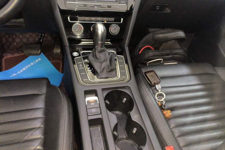 Used Volkswagen Magotan 2019 330TSI DSG Leading Model China VI Standard