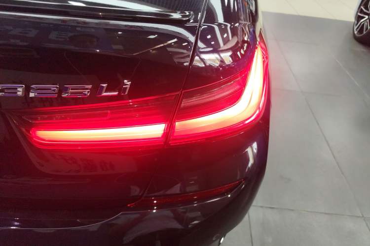 Used BMW 3 Series 2022 Updated 325Li M Sport Package
