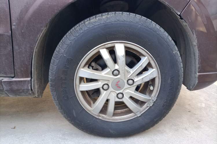 Used Wuling Hongguang 2019 1.5L S Comfort Edition China VI LAR
