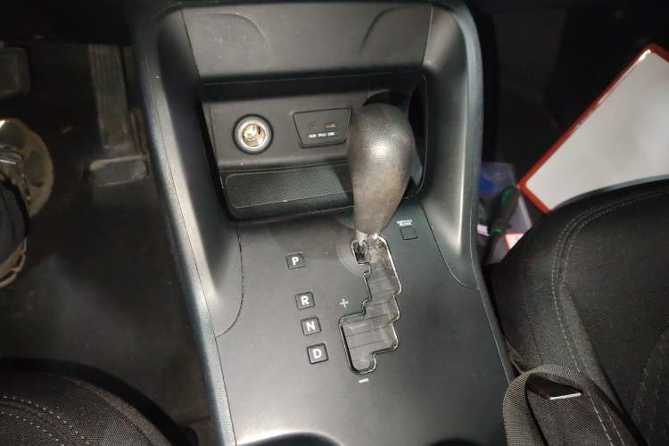 Used Hyundai ix35 2015 2.0L Automatic 2WD Comfort Edition China IV Standard