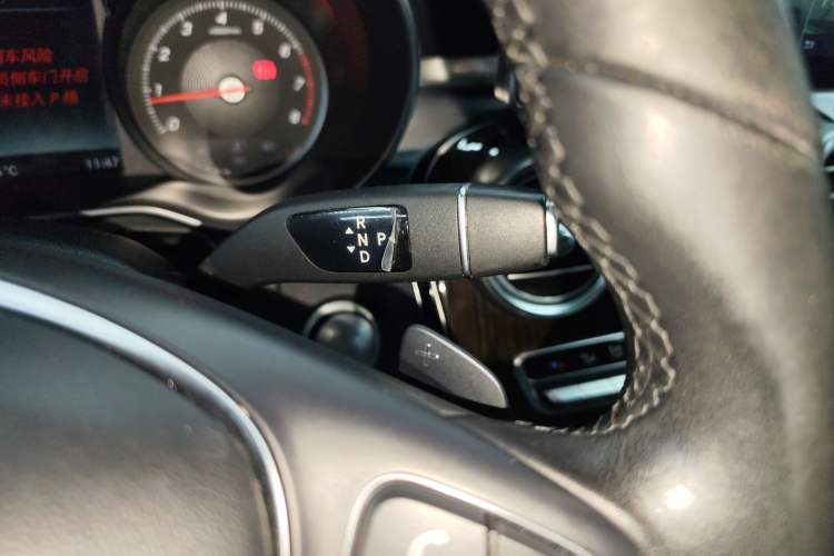 Used Mercedes-Benz GLC 2019 Facelift GLC 260 L 4MATIC Luxury Model
