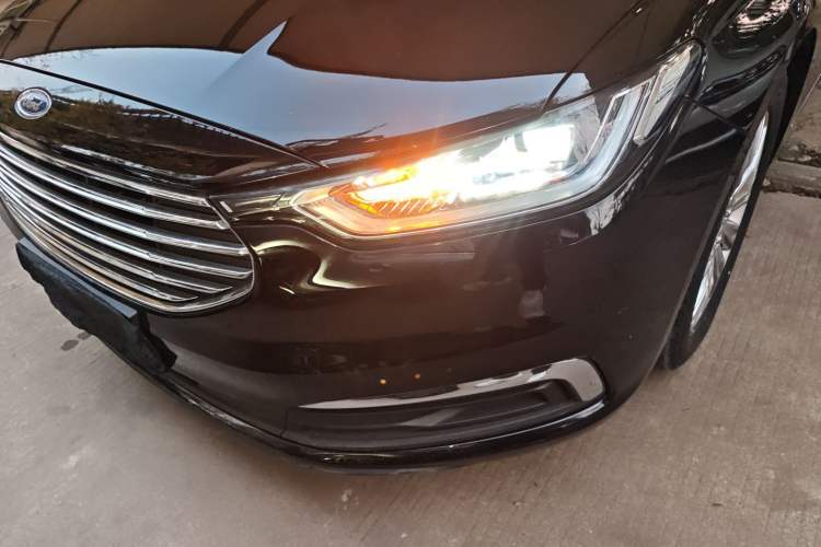 Used Ford Taurus 2019 EcoBoost 245 Comfort Edition