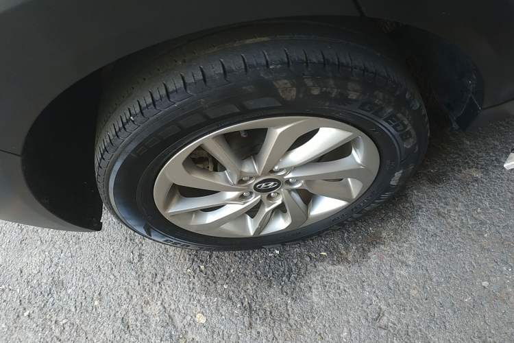 Used Hyundai Tucson 2018 1.6T Dual-Clutch Two-Wheel Drive 15th Anniversary Special Edition