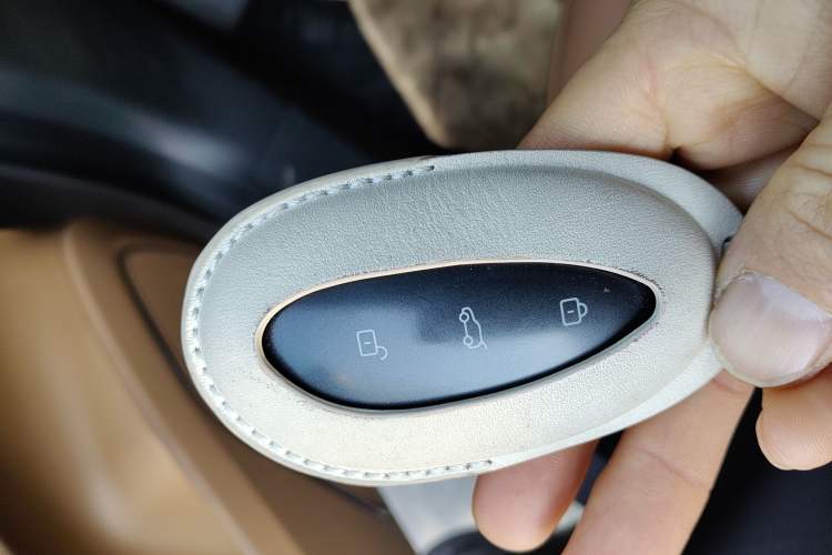 Used  R7 2024 Advanced Edition
