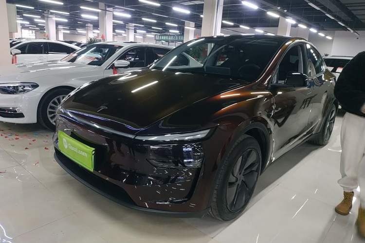 Used Tesla Model Y 2025 Rear-Wheel-Drive Version