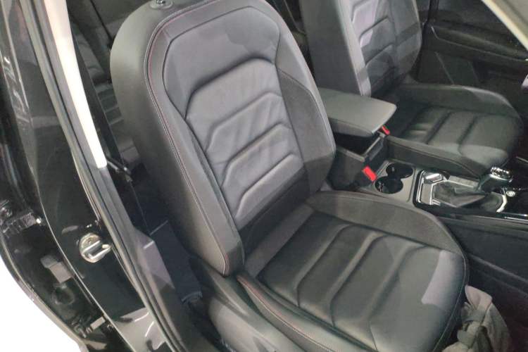 Used Volkswagen Tayron 2020 330TSI Two-Wheel Drive Luxury Smart Connectivity Version