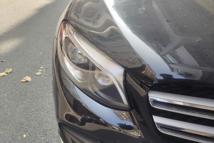 Used Mercedes-Benz GLC 2018 Refreshed GLC 300 4MATIC Dynamic Edition