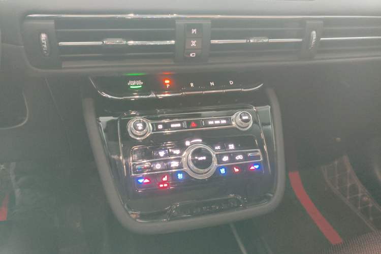 Used Lincoln Corsair 2022 Revised Version 2.0T Two-Wheel Drive Premium Edition
