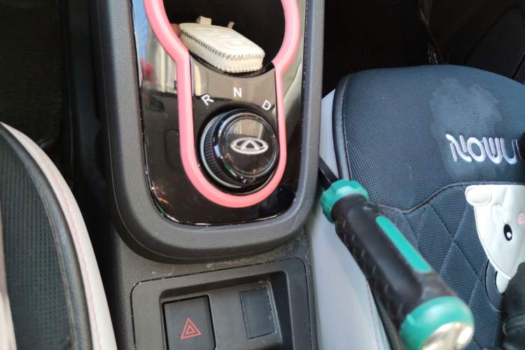 Used Chery Little Ant 2022 Restyled Version Sweet Pink Edition Low-Sugar Version Lithium Iron Phosphate Battery 30.7 kWh 30 kW 301 km
