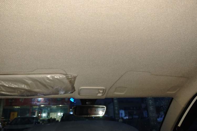 Used Wuling Hongguang MINIEV 2022 Easy Version Lithium Iron Phosphate
