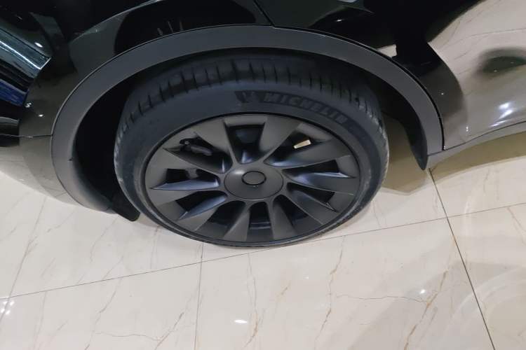 Used Tesla Model Y 2022 Revised Version Long-Range All-Wheel Drive