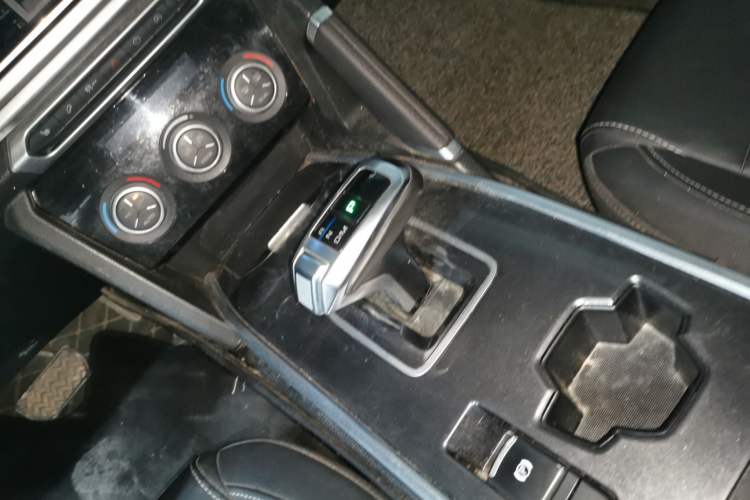 Used Haval H6 2021 Sport Edition 1.5T Automatic Elite Smart Connectivity Model with Hexagonal Grille
