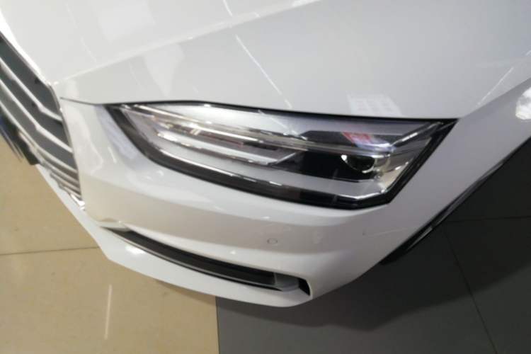 Used Audi A5 2017 Sportback 40 TFSI Fashion Model
