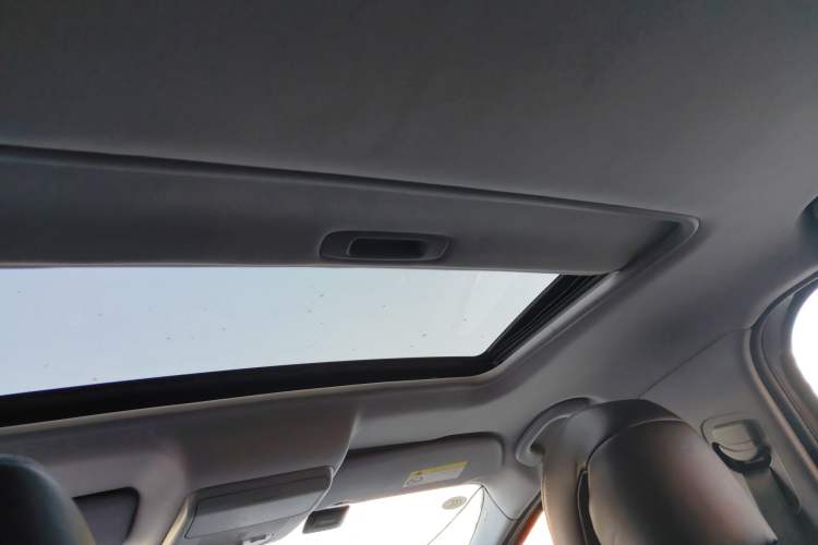 Used Peugeot 3008 2015 1.6THP Automatic Classic Edition
