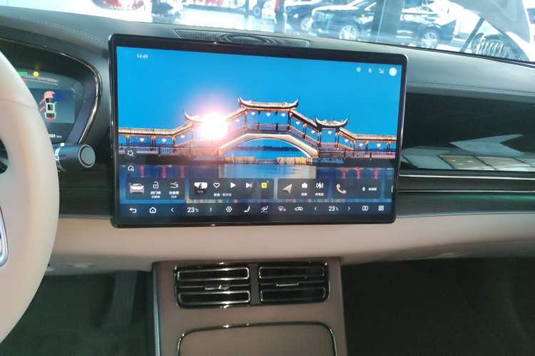 Used BYD Han 2025 EV with 701 km of Laser Radar-Enabled Intelligent Driving
