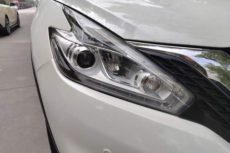 Used Nissan Murano 2021 2.5L XL Two-Wheel Drive Smart Connect Luxury Edition