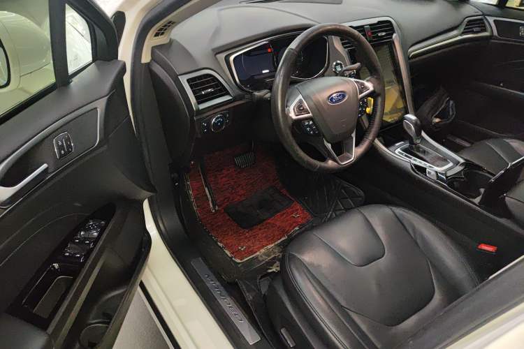 Used Ford Mondeo 2013 2.0L GTDi240 Luxury Sport Model
