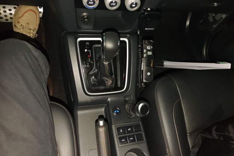 Used  BJ40 2016 40L 2.3T Automatic All-Wheel Drive Premium Edition
