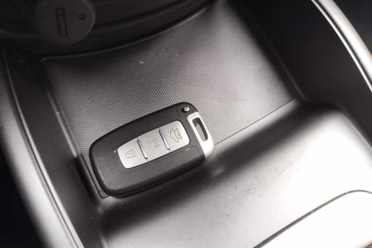 Used Kia Soul 2013 1.6L AT GL
