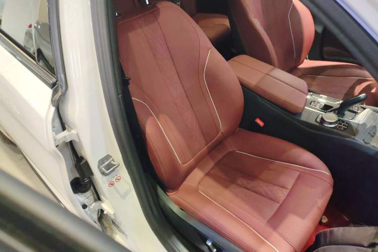 Used BMW 5 Series 2023 530Li Leading Model M Sport Package
