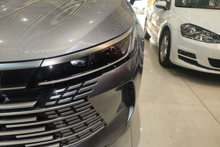 Used BYD Destroyer 05 2023 Champion Edition DM-i 120KM Prestige Model
