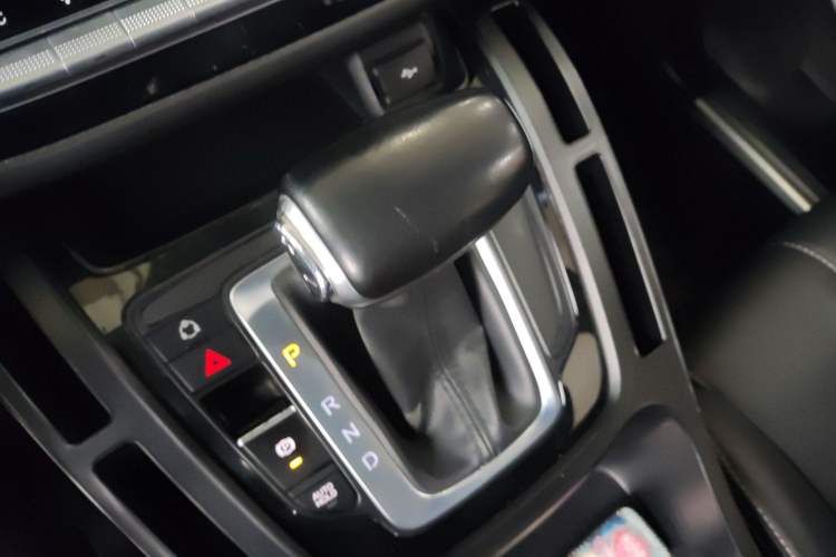 Used GAC Trumpchi M6 2021 270T DCT Luxury Edition (7 Seats)
