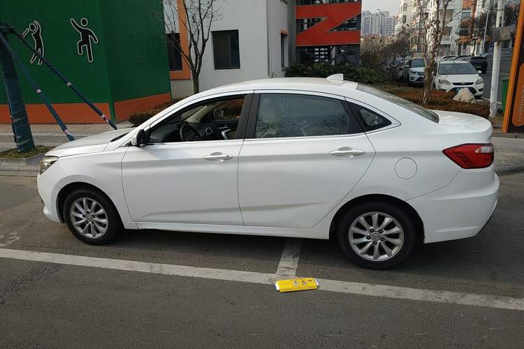 Used Changan Alsvin V7 2015 1.6L Manual Joyride Model China IV Standard