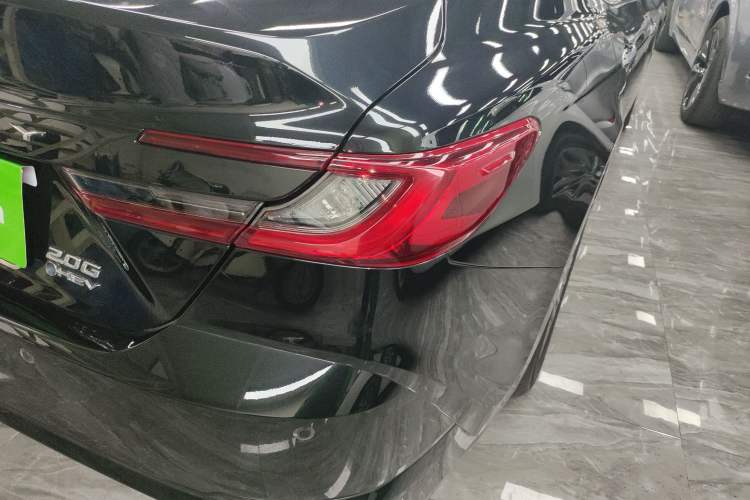 Used Toyota Camry 2024 Dual-Motor 2.0 HG Premium Edition