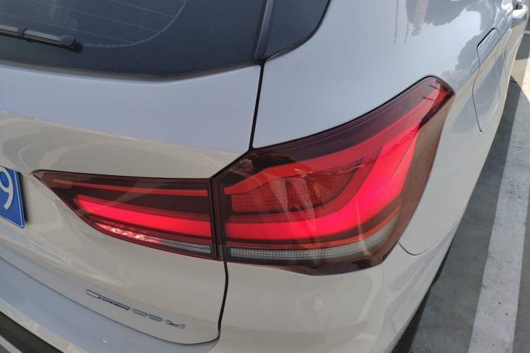 Used BMW X1 2020 sDrive25Li Leading Model
