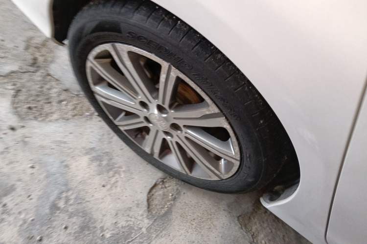 Used Peugeot 408 2014 1.8L Automatic Luxury Edition
