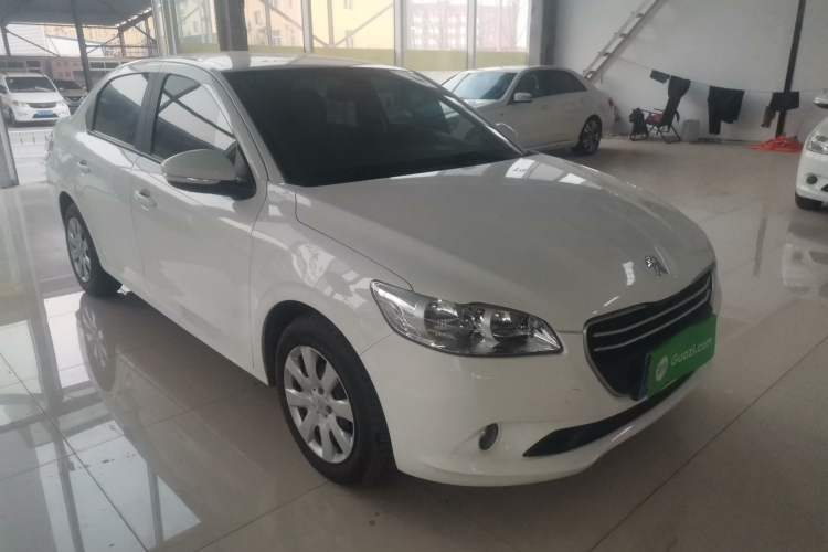 Used Peugeot 301 2016 1.6L Manual Comfort Edition
