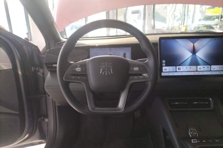 Used BYD Qin L 2025 EV 545KM Beyond Version
