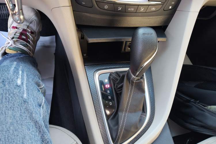 Used Buick GT 2019 15T Dual-Clutch Connected Elite Model China VI
