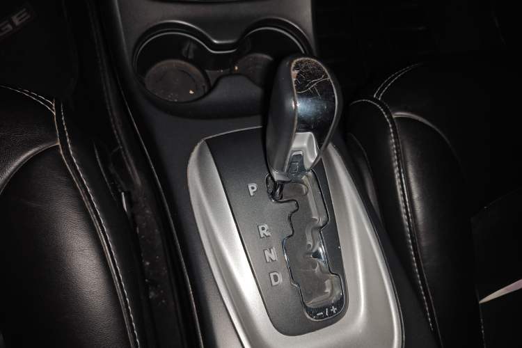 Used Dodge Journey 2013 2.4L Two-Wheel Drive Luxury Version