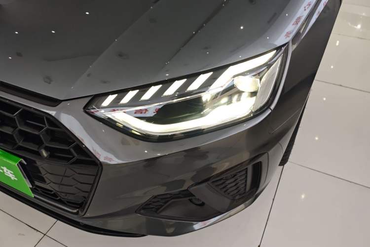 Used Audi A4L 2022 40 TFSI Luxury Dynamic Model